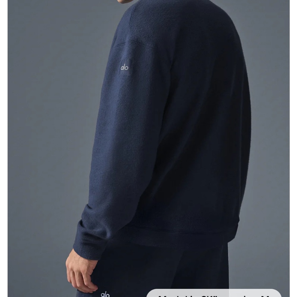 ALO Yoga Men's Deep Blue Crewneck Sweater